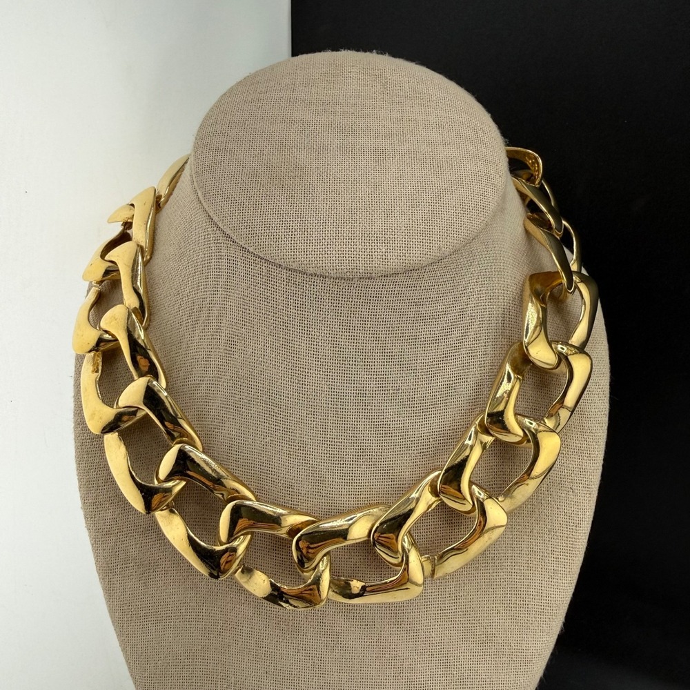 Vintage Estate Chunky Link Necklace Gold Tone 80s Statement Chain 17in